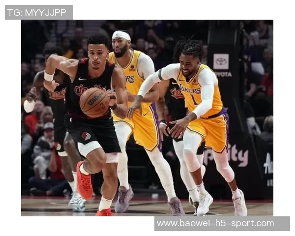 浓眉首节表现惊艳砍下12分3板2帽带领球队取得良好开局 浓眉首节表现惊艳砍下12分3板2帽带领球队取得良好开局